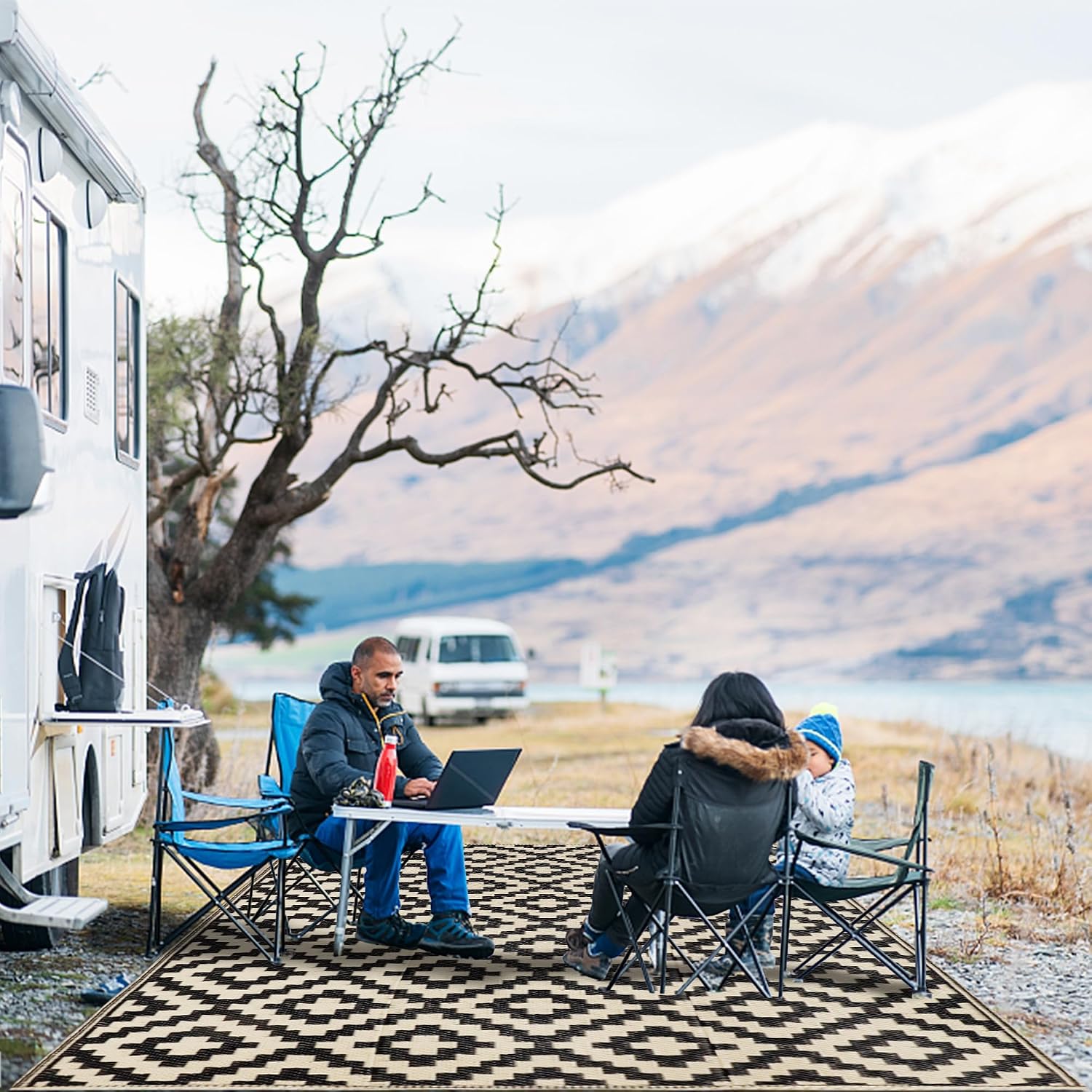 SAND MINE Reversible Mats, Plastic Straw Rug, Modern Area Rug, Large Floor Mat and Rug for Outdoors, RV, Patio, Deck, Beach, Camping (Black & Beige Lattice, 4' x 6', -3% to 5% Size Variance) - Image 7